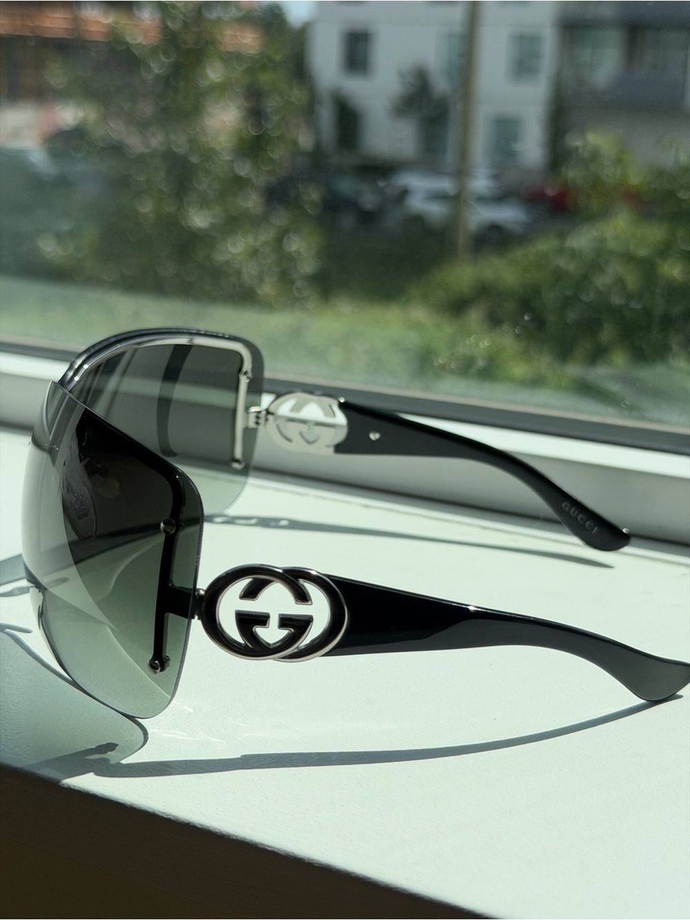 Gucci GG Y2K Shield Wrap Sunglasses Black Vintage w/Case
